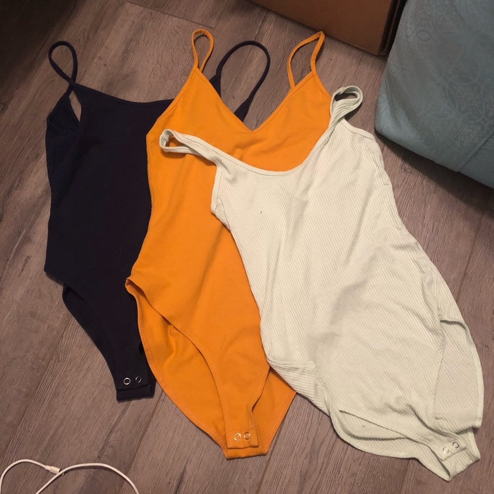 Set of 3 bodysuits